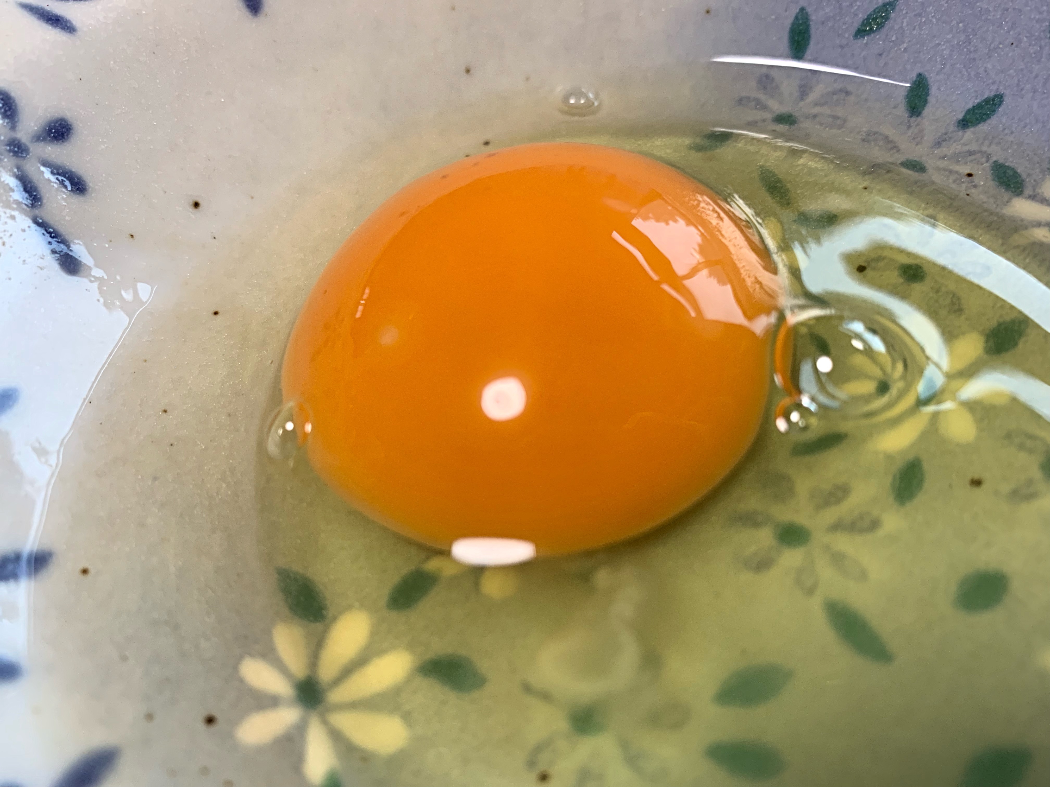 生卵は、「かっぱの健卵」で食べるこだわり-大熊養鶏場の話|社長のブログ | 大熊養鶏場
